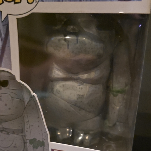 Funko Pop! Frozen II Kristoff and Earth Giant Figures - Picture 4 of 8